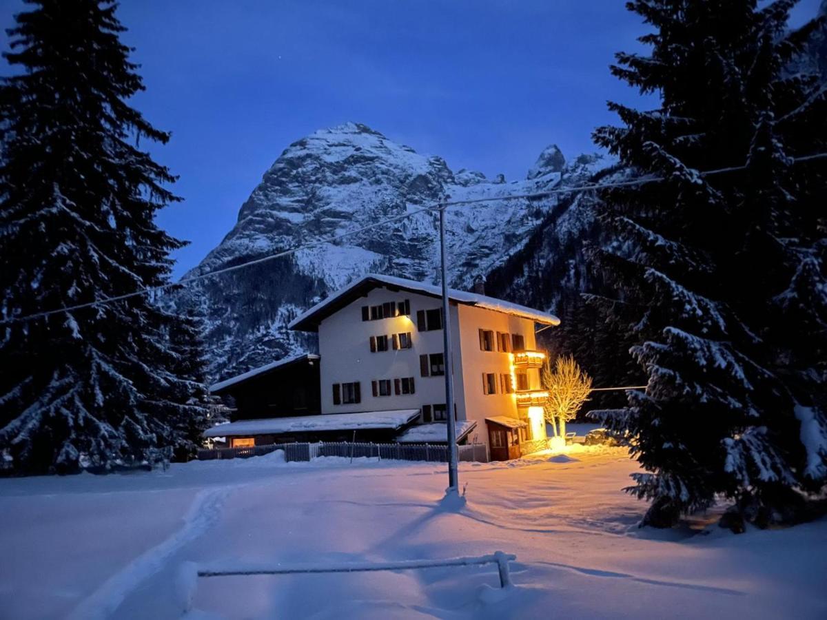 Al Cervo Albergo - Hotel Stabiziane Bagian luar foto